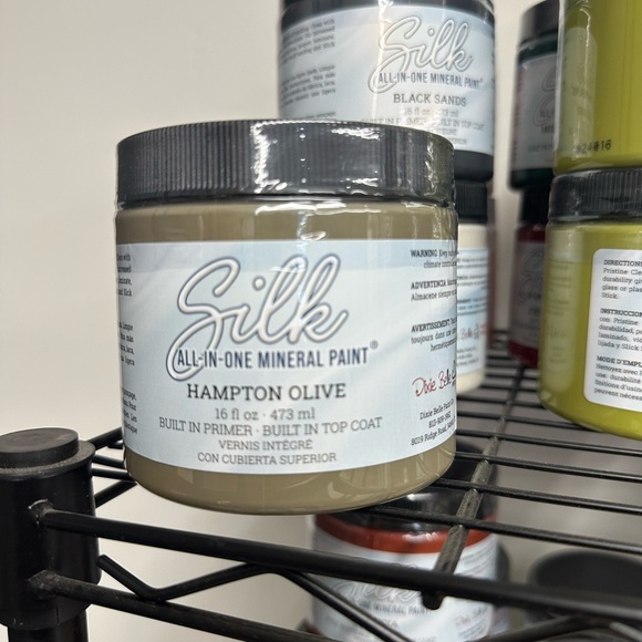 All-in-One Mineral Paint - Hampton Olive - Picture 1 of 2
